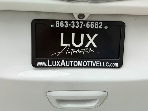 Used 2020 Chrysler Pacifica Touring-L FWD image 10
