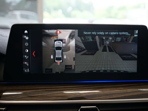 Used 2017 BMW 540i xDrive AWD/4WD image 39