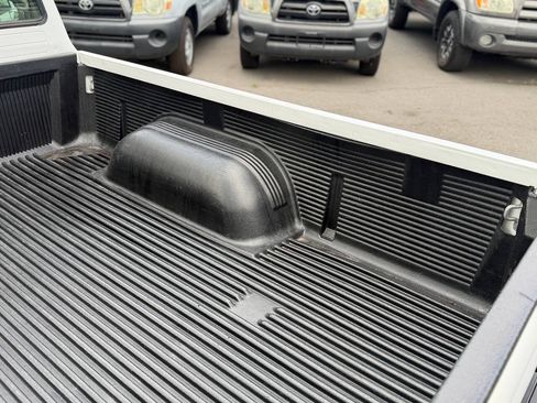 Used 2004 Toyota Tacoma 2WD Regular Cab w/ Enhancement Pkg image 96