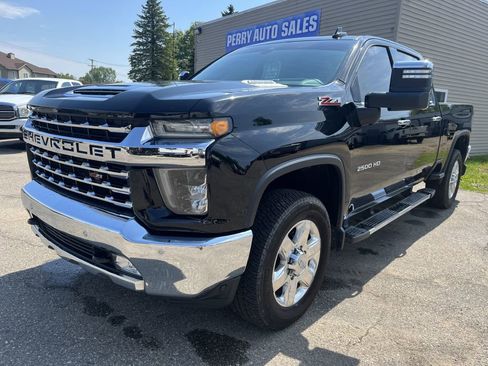 Used 2020 Chevrolet Silverado 2500 LTZ w/ LTZ Premium Package AWD/4WD image 2