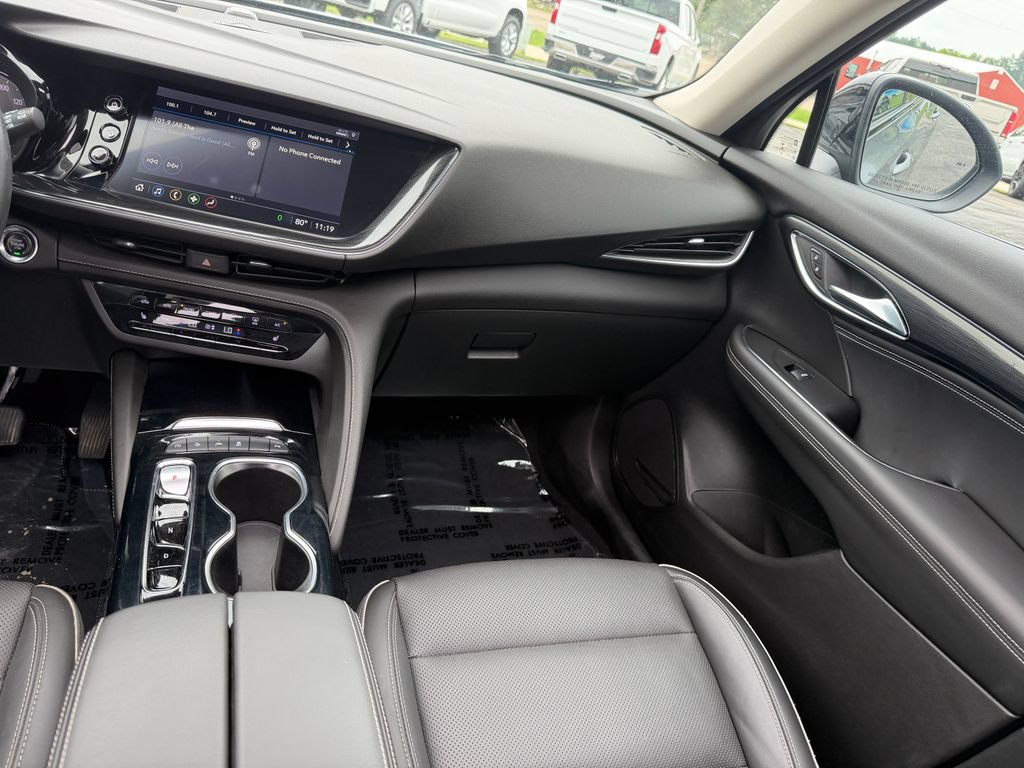 Used 2021 Buick Envision Essence w/ Sport Touring Package AWD/4WD image 22