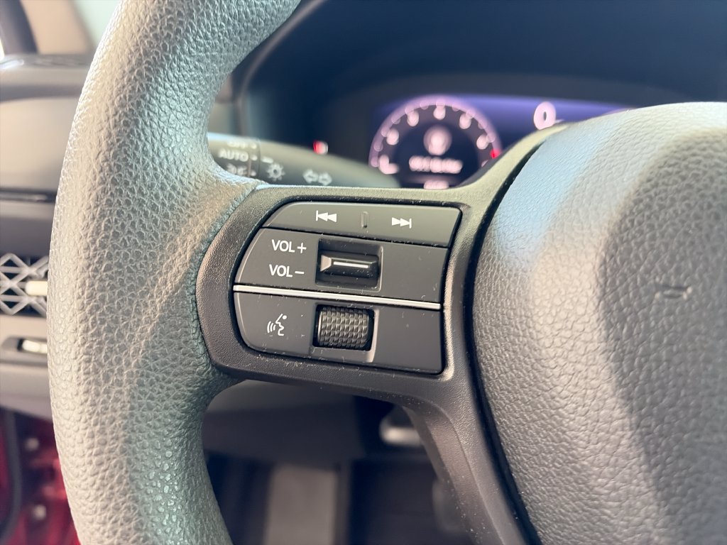 Used 2023 Honda Accord EX image 15