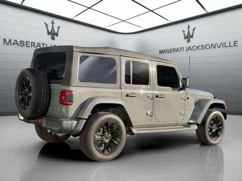 Used 2021 Jeep Wrangler Unlimited Sahara image 12