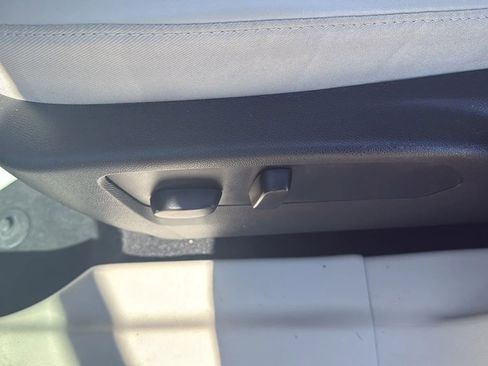 Used 2023 Buick Envision Preferred FWD image 15