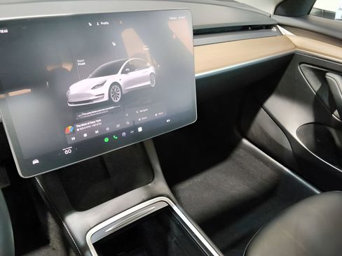 Used 2022 Tesla Model 3 Long Range AWD/4WD image 22