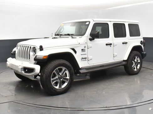 Used 2020 Jeep Wrangler Unlimited Sahara image 1