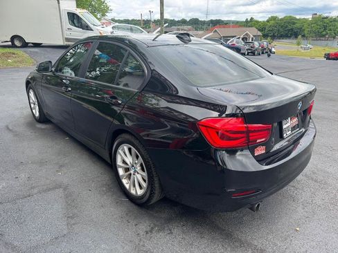 Used 2016 BMW 320i Sedan RWD image 4
