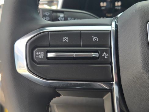 New 2026 GMC Canyon Denali AWD/4WD image 16