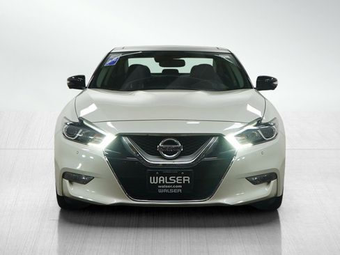 Used 2017 Nissan Maxima Platinum image 8