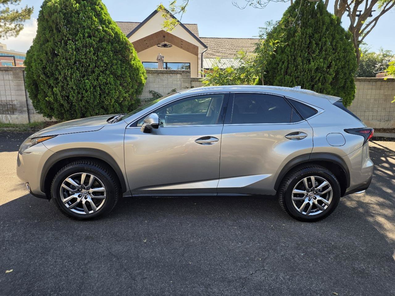 Used 2016 Lexus NX 200t AWD w/ Premium Package image 2