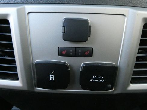 Used 2018 Ford F150 Lariat w/ Equipment Group 502A Luxury image 19