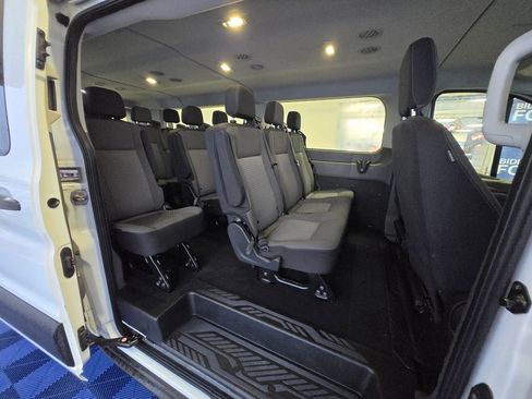 Used 2024 Ford Transit 350 XLT image 21