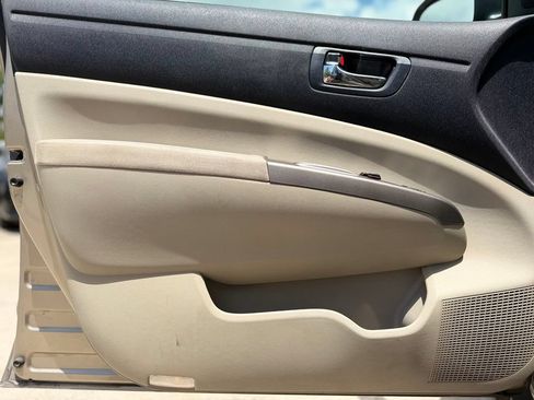 Used 2009 Toyota Prius FWD image 13