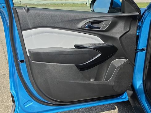 New 2026 Chevrolet Trax LT FWD image 8