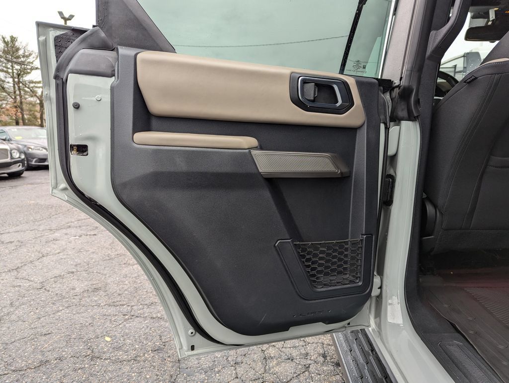 Used 2021 Ford Bronco Wildtrak AWD/4WD image 45