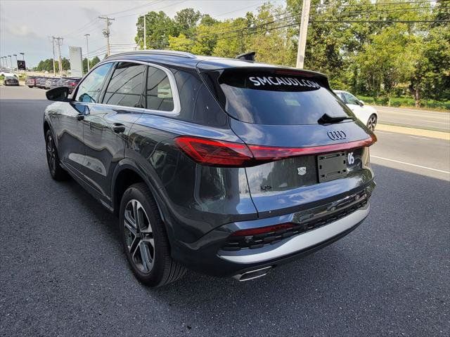 Certified 2025 Audi Q5 Premium AWD/4WD image 10