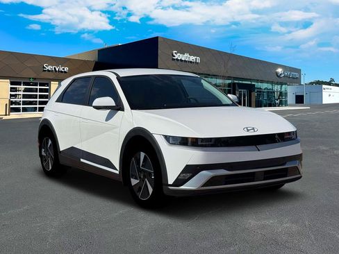 New 2026 Hyundai Ioniq 5 SEL image 12