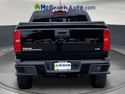 Used 2021 Chevrolet Colorado Z71 w/ Z71 Midnight Edition AWD/4WD image 6