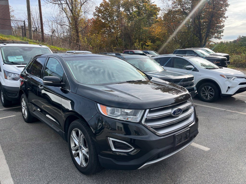 Used 2015 Ford Edge Titanium AWD/4WD image 2