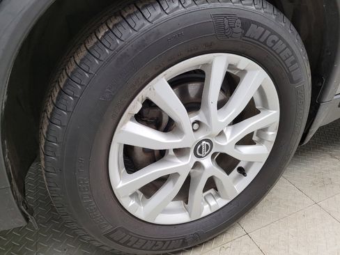 Used 2019 Nissan Rogue SV AWD/4WD image 31