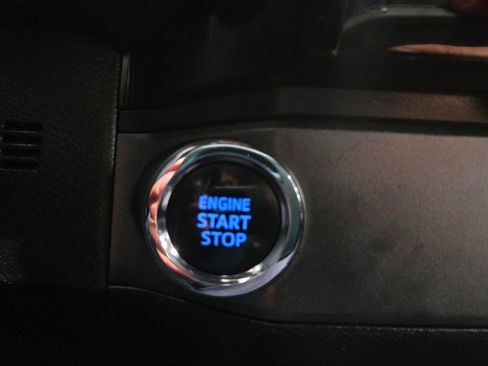 Used 2016 Toyota Tacoma TRD Sport image 51