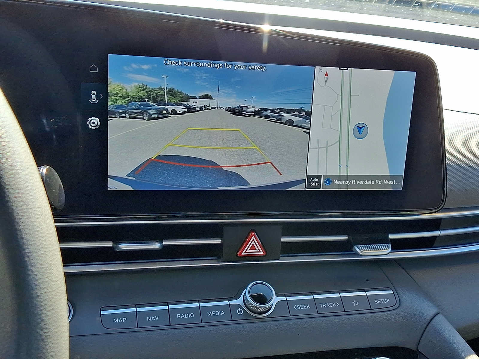 Used 2024 Hyundai Elantra SEL FWD image 19