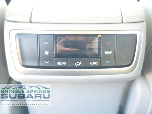 Used 2016 Toyota Highlander Limited AWD/4WD image 26