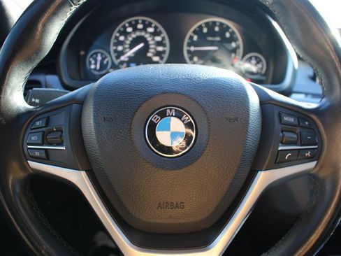 Used 2017 BMW X5 xDrive40e image 17