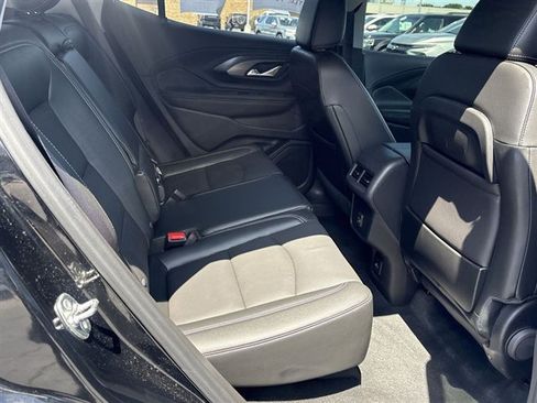 Certified 2024 GMC Terrain SLT AWD/4WD image 25