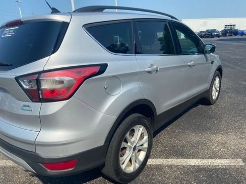 Used 2018 Ford Escape SEL FWD image 9