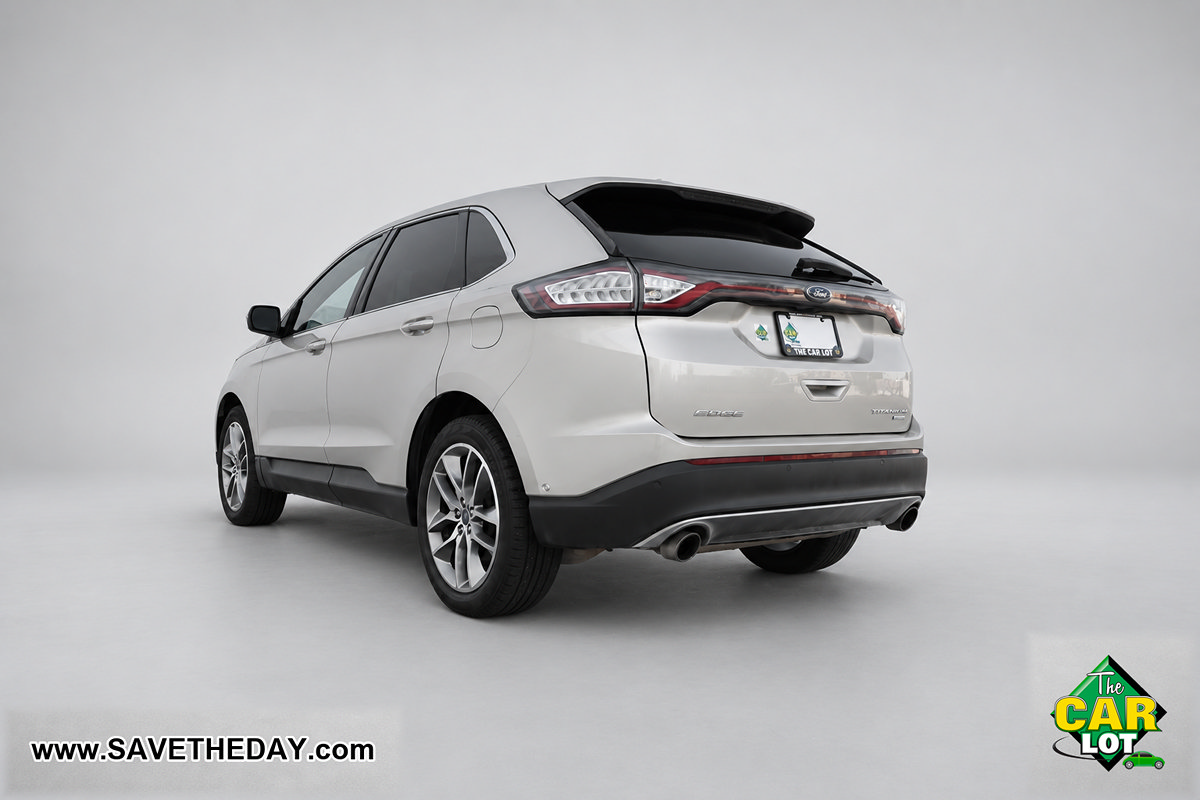 Used 2018 Ford Edge Titanium w/ Equipment Group 302A FWD image 6