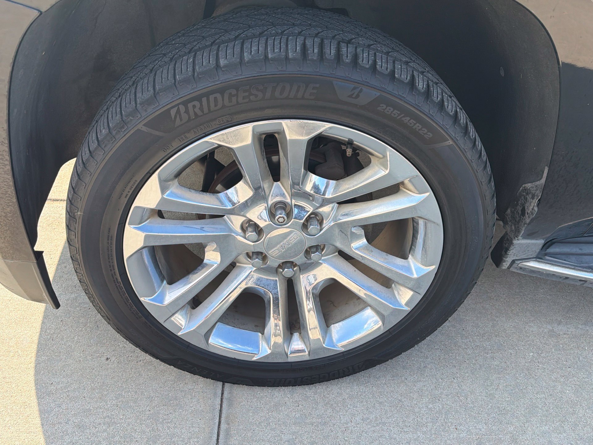 Used 2018 GMC Yukon XL SLT w/ Premium Edition AWD/4WD image 9