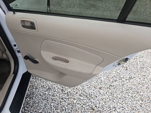 Used 2007 Chevrolet Cobalt LS w/ Enhanced Safety Package image 22