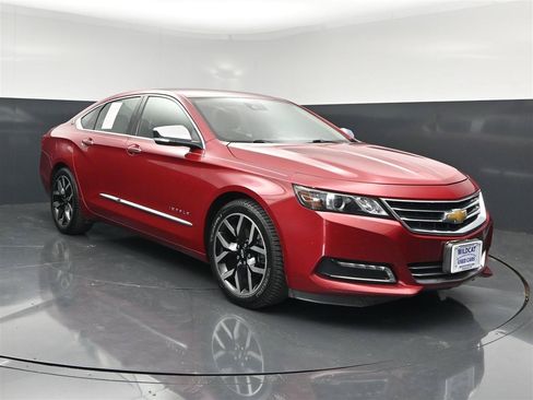 Used 2015 Chevrolet Impala LTZ FWD image 3