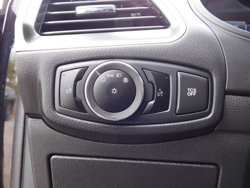 Used 2023 Ford Edge SEL image 24