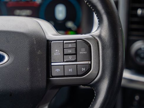 Used 2022 Ford F150 Lariat AWD/4WD image 28