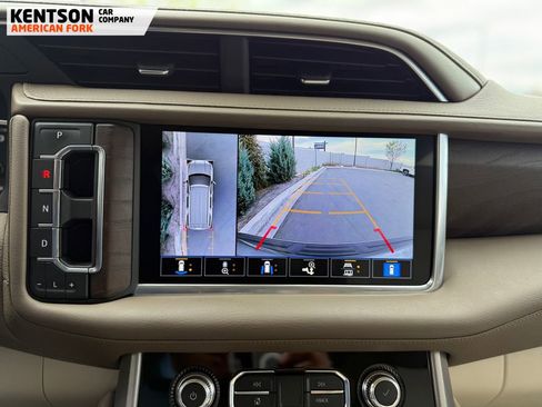 Used 2021 GMC Yukon Denali w/ Denali Premium Package AWD/4WD image 29