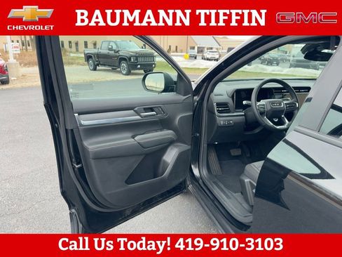 Used 2025 GMC Terrain Elevation AWD/4WD image 5