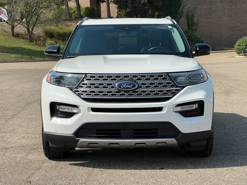 Used 2021 Ford Explorer Limited w/ Equipment Group 301A AWD/4WD image 43