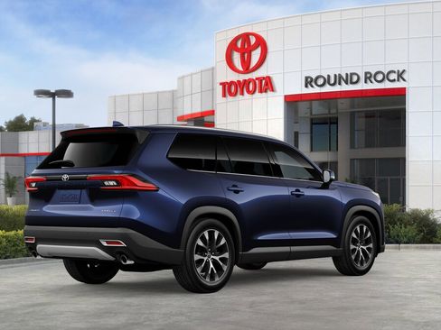 New 2026 Toyota Grand Highlander AWD Hybrid image 10