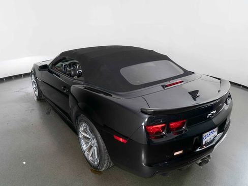 Used 2011 Chevrolet Camaro SS image 29