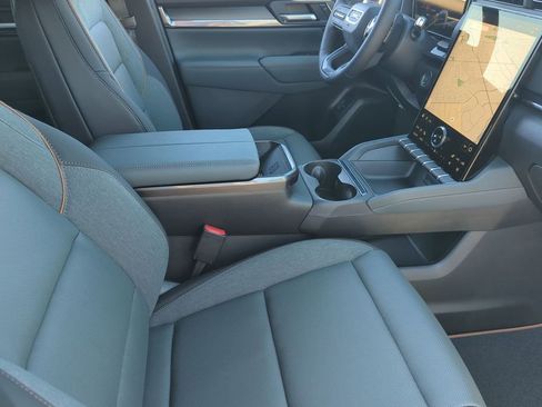 New 2026 GMC Terrain AT4 w/ Technology Package II image 26