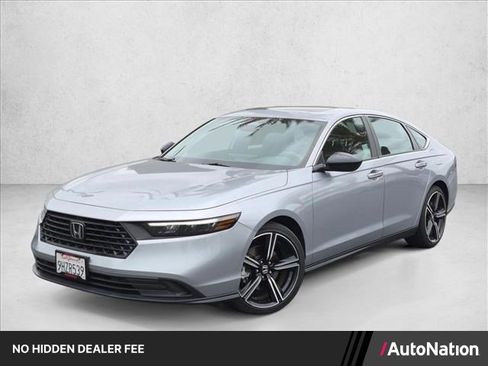 Used 2023 Honda Accord Sport image 1