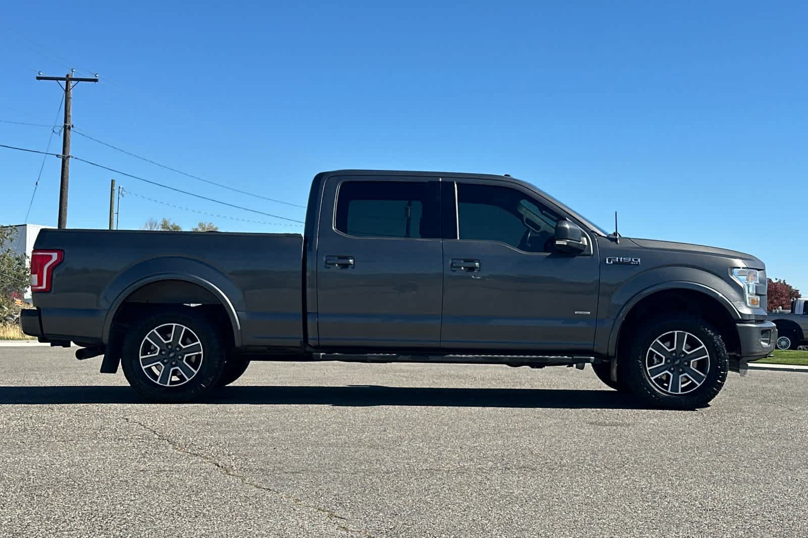 Used 2016 Ford F150 XLT w/ Equipment Group 302A Luxury AWD/4WD image 8