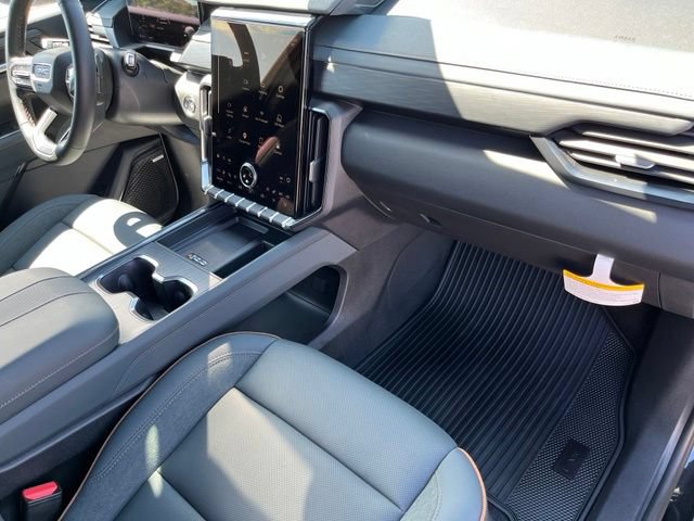 New 2026 GMC Acadia AT4 w/ Luxury Package AWD/4WD image 26