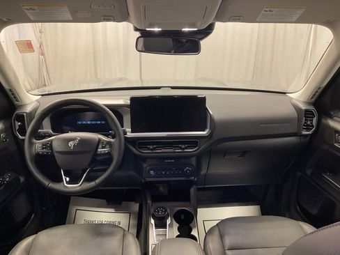 Used 2025 Ford Bronco Sport Badlands image 2