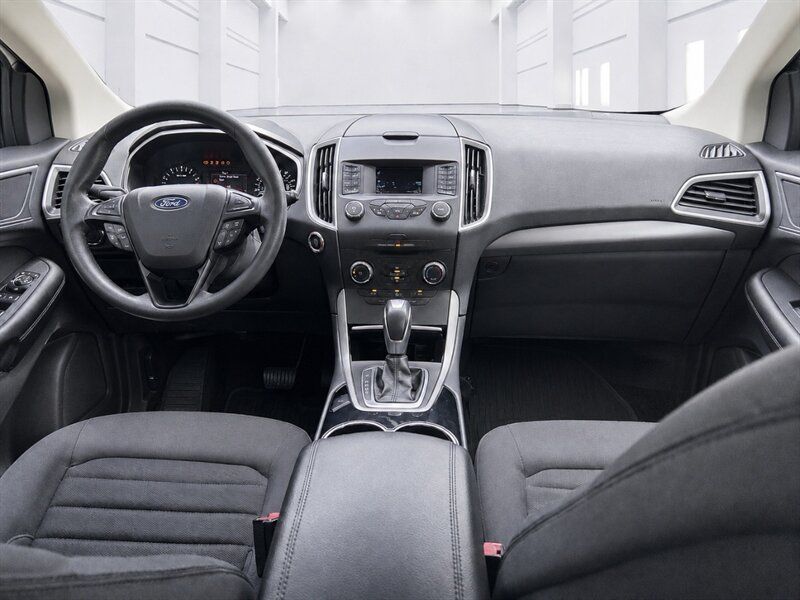 Used 2016 Ford Edge SE AWD/4WD image 8