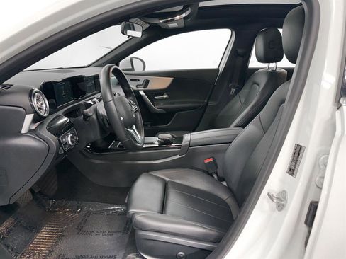 Used 2021 Mercedes-Benz A 220 4MATIC image 4
