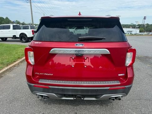 Used 2020 Ford Explorer Platinum w/ Premium Technology Package AWD/4WD image 9