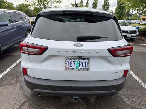 Used 2025 Ford Escape ST-Line Select w/ Tech Pack #2 AWD/4WD image 5